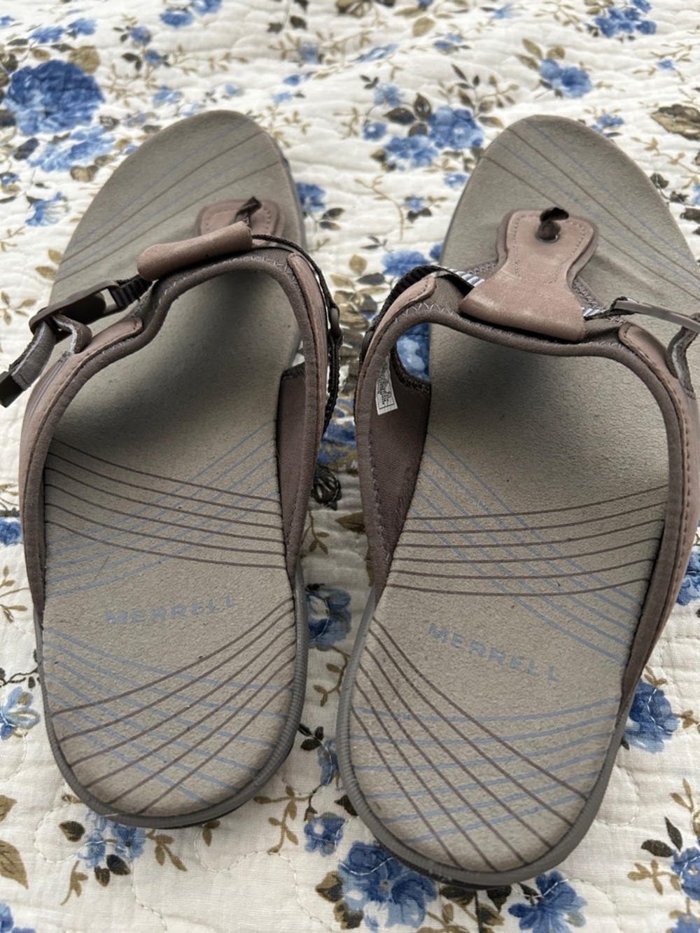 Merrell Slip-On  Sandals - Picture 2 of 5